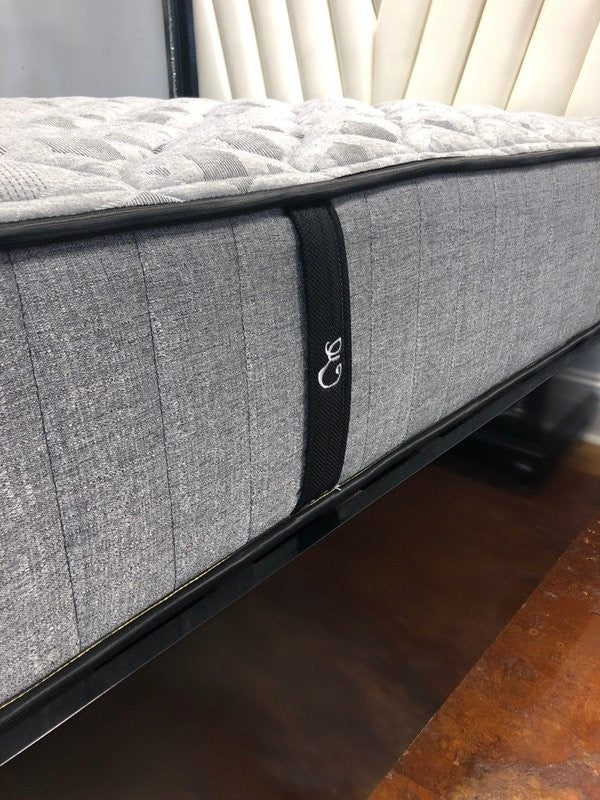 Palmer Plush 2-Sided by Englander